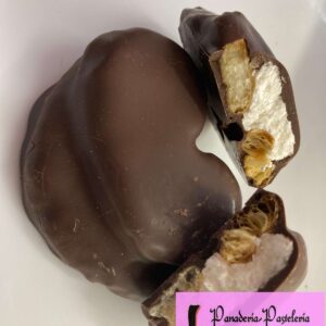 Palmeritas de chocolate rellenas de nata