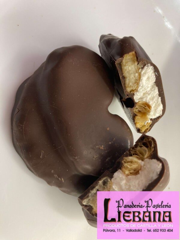 Palmeritas de chocolate rellenas de nata