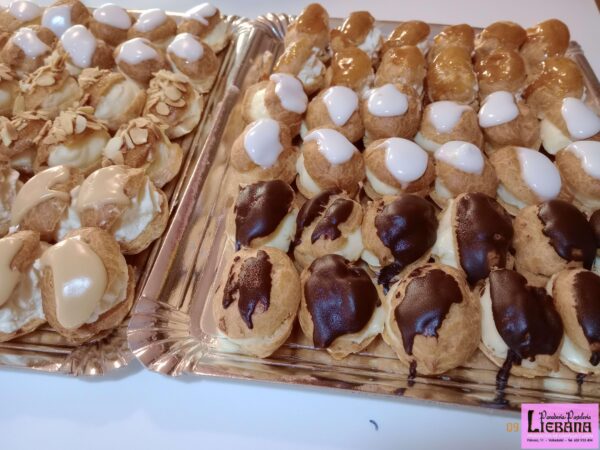 bandeja pastelitos variados