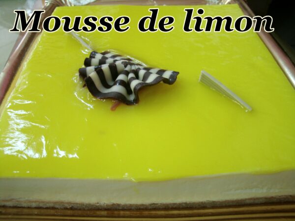 tarta mousse de limon